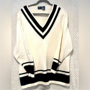 Vintage woman’s Liz Claiborne Cream V-Neck Stripe Sweater